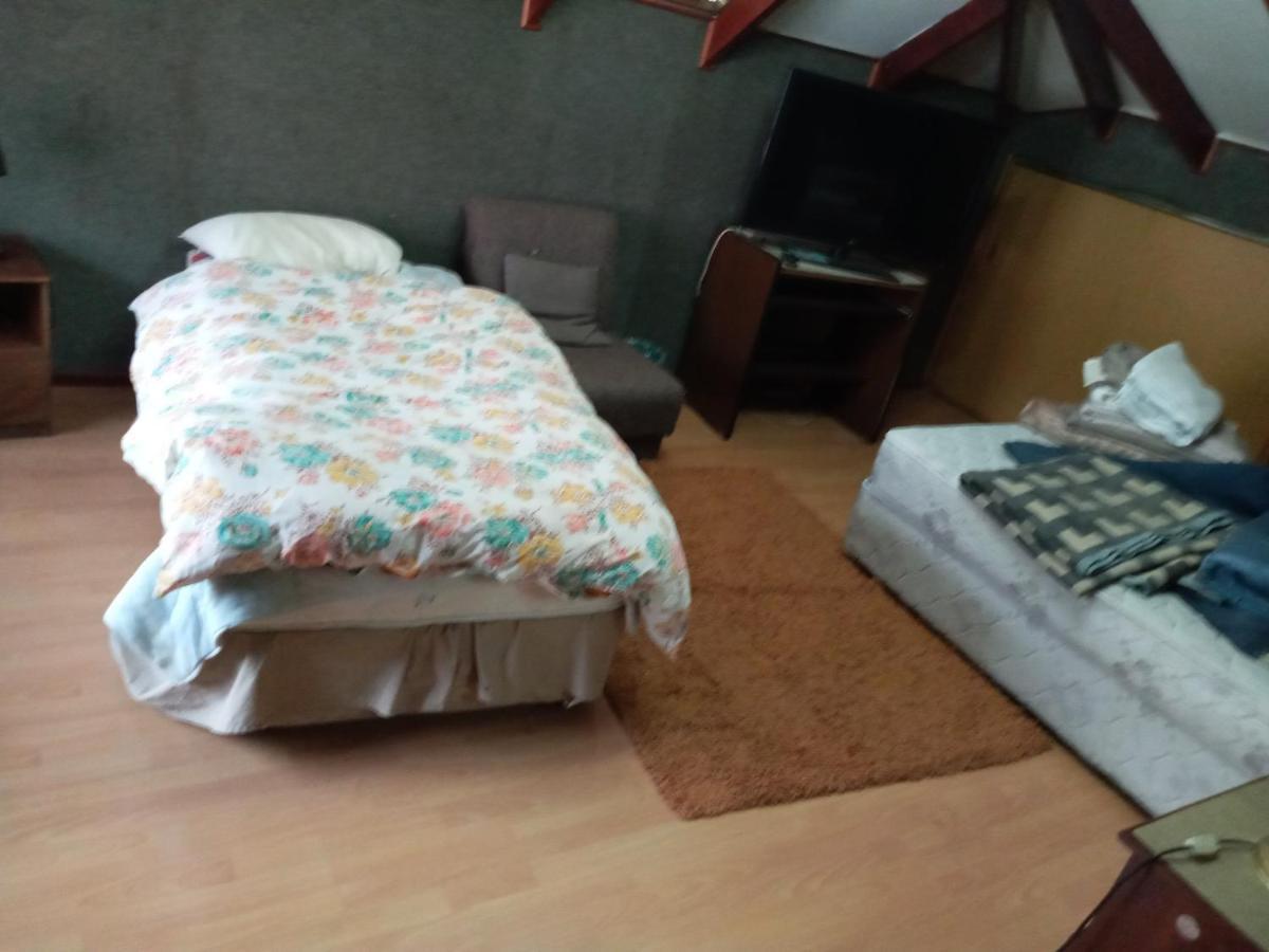 Hospedaje Familiar Gloria Пунта-Аренас Экстерьер фото